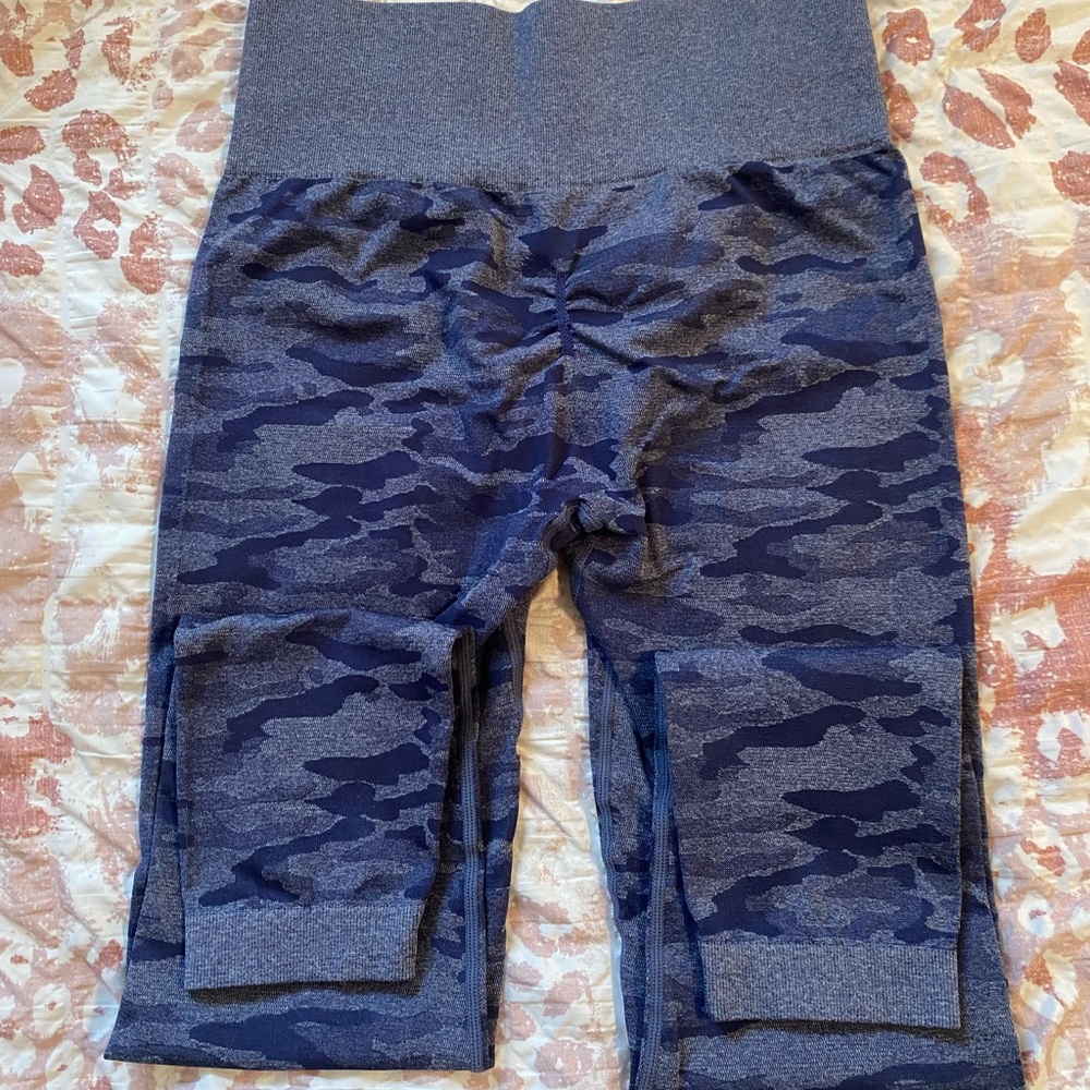 Camo Leggings | Size L